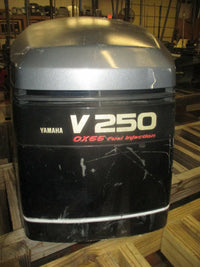 Load image into Gallery viewer, Yamaha 250hp OX66 Saltwater Series II Outboard Top Cowling
