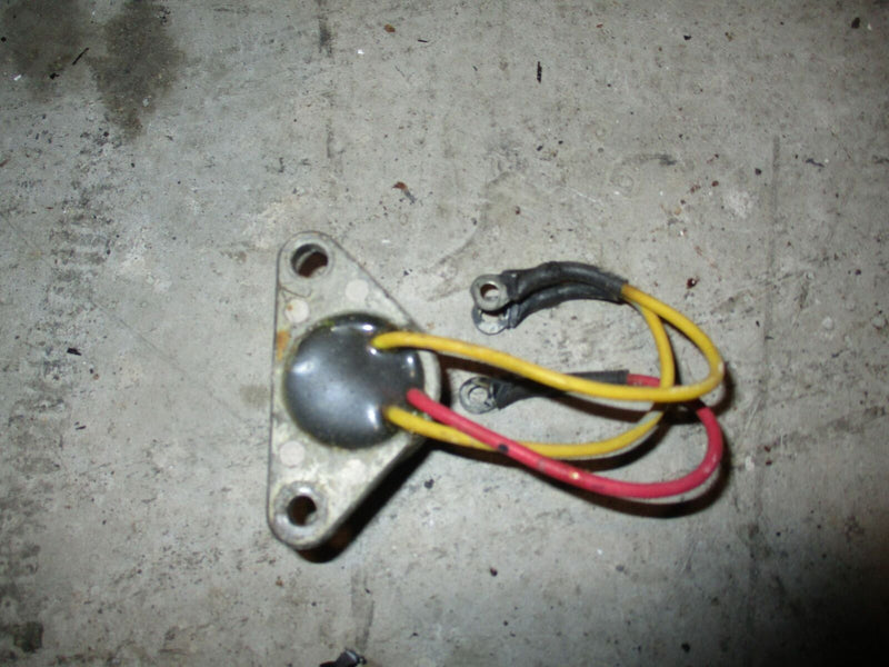 Evinrude 115hp 2 stroke outboard 3 wire rectifier regulator