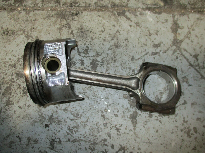 2001 suzuki 115hp 4 stroke outboard Piston and rod 12111-90j01