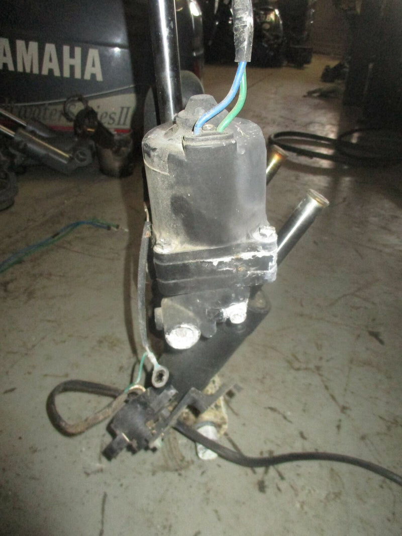 Evinrude ETEC 175hp outboard tilt trim unit