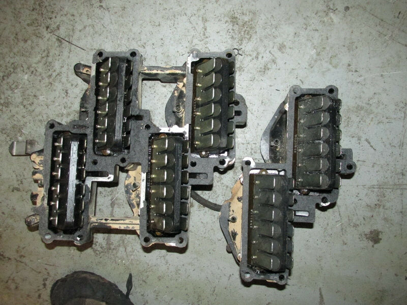 2003 Evinrude Ficht 200hp 2-stroke V-6 reed valve + intake manifold set 5000323