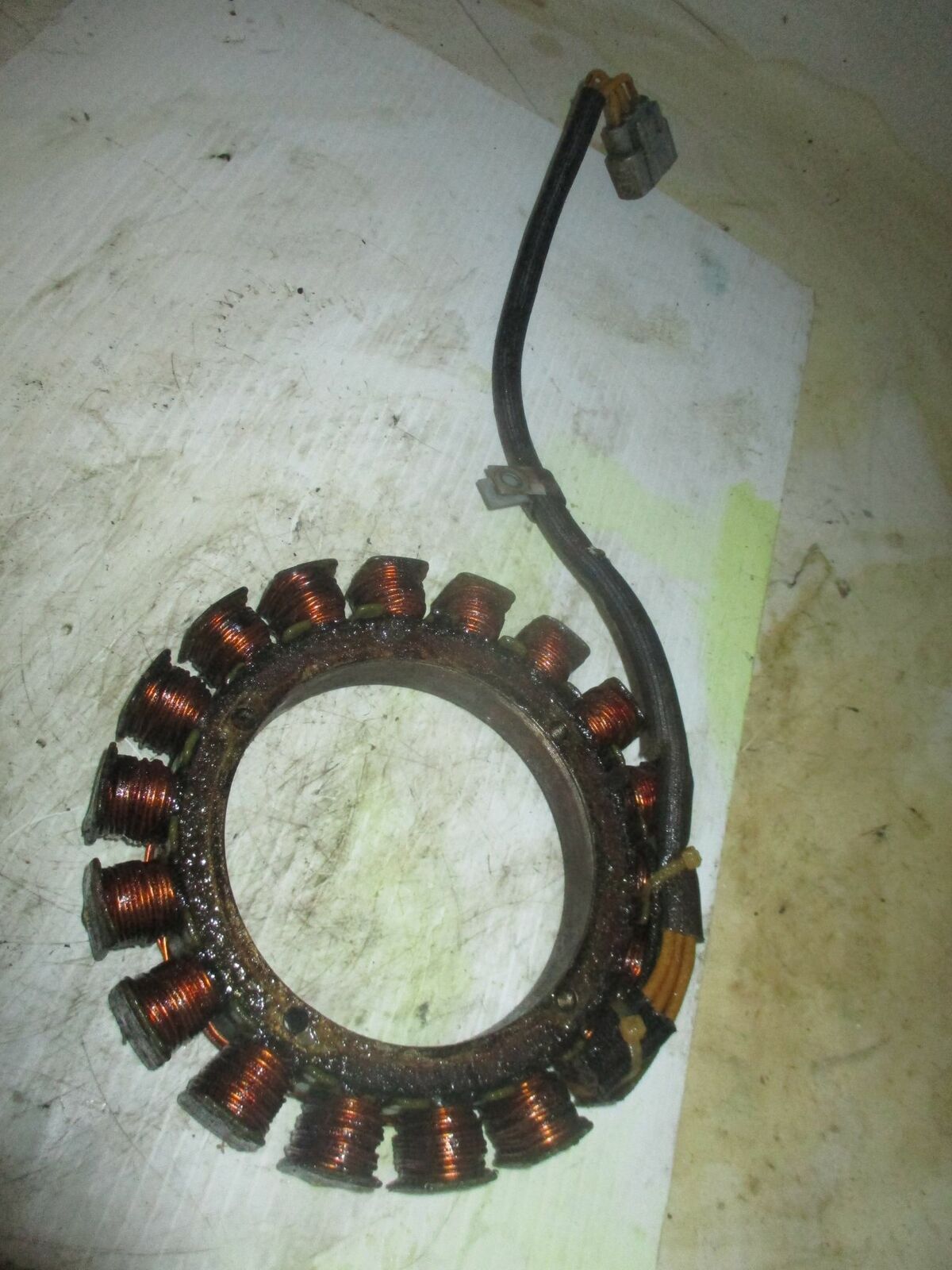 Suzuki DF175 175hp outboard stator (32120-96J00)