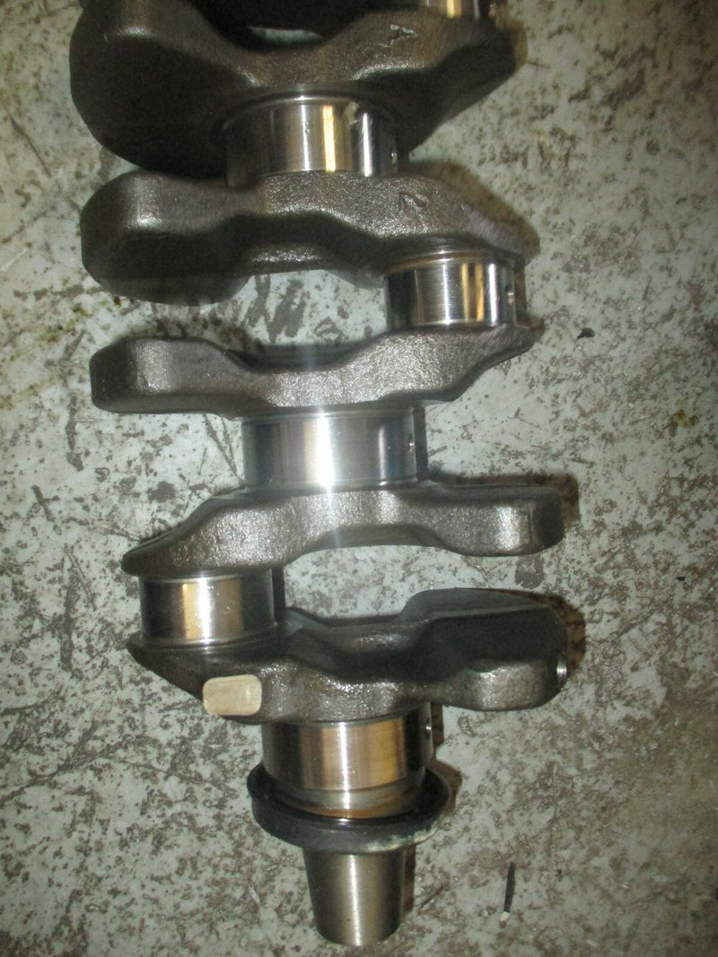 Suzuki DF115 115hp outboard crankshaft (12220-90J01)