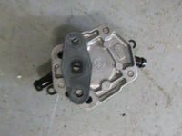 Load image into Gallery viewer, 2006 Yamaha Outboard 225 250 VMAX Hpdi fuel pump 6E5-24410-04-00
