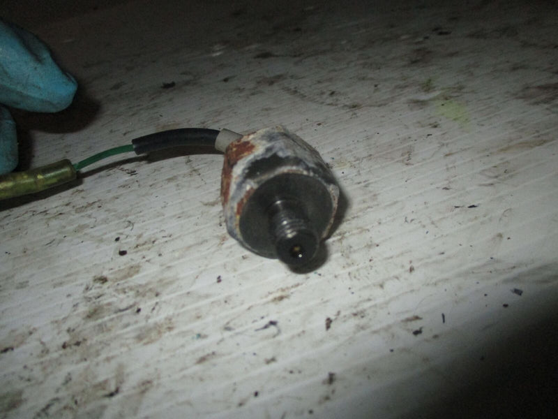 Yamaha 225 hp salt water series 2 outboard knock sensor (61A-85780-00-00)