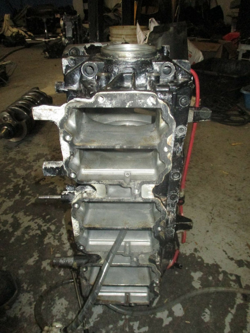 Suzuki DT225 225hp outboard crankcase block