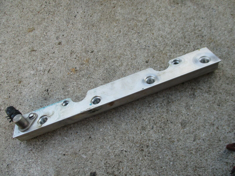 2012 Suzuki DF70A outboard fuel rail 15750-87L10