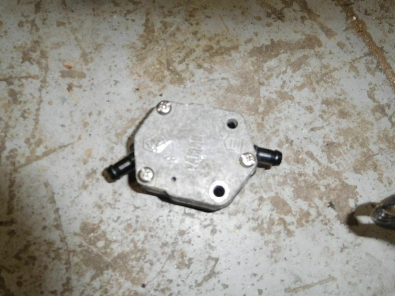2000 Yamaha outboard 250 hp OX66 SWS Lx250TXRY Fuel Pump 67H-24410-00-00