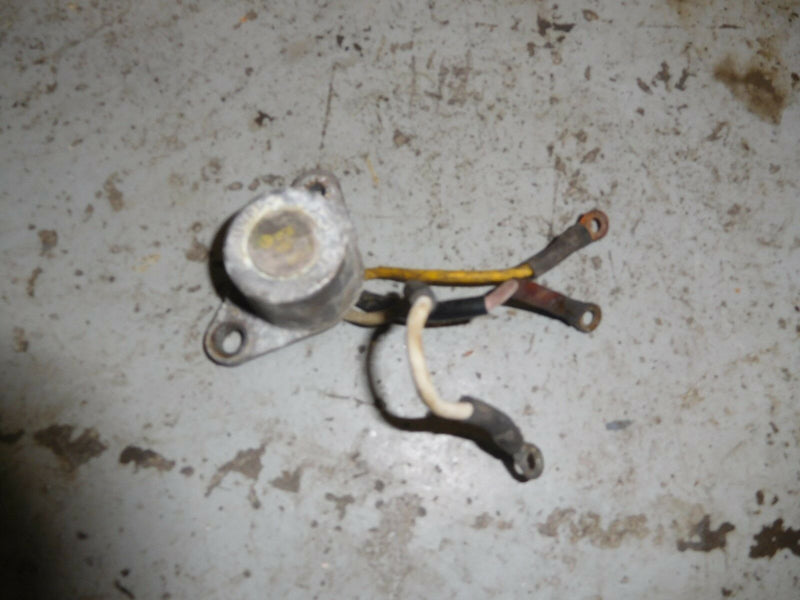 1981 Evinrude 70hp E70ELCIM Rectifier Regulator 0582307