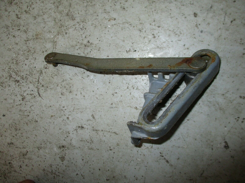 2000 yamaha 150hp OX66 outboard shift bracket
