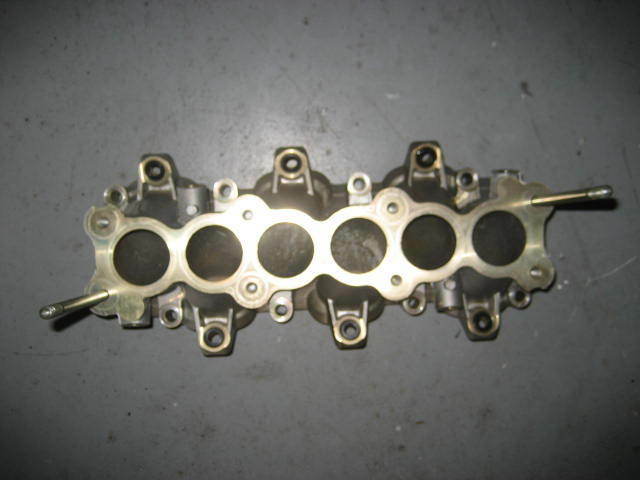 Suzuki DF 200 225 250 hp 4 stroke Intake Manifold 13110-93J00
