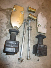 Load image into Gallery viewer, Honda 115hp 4 stroke outboard lower mount set
