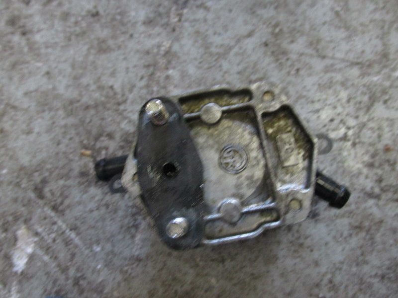 1989 Yamaha 225G-Excel 225 hp V-6 2-stroke fuel pump 6E5-24410-03-00