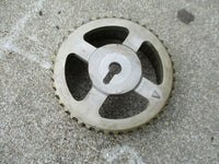 Load image into Gallery viewer, 2002 Yamaha 115hp 4-stroke outboard driven gear 67f-11537
