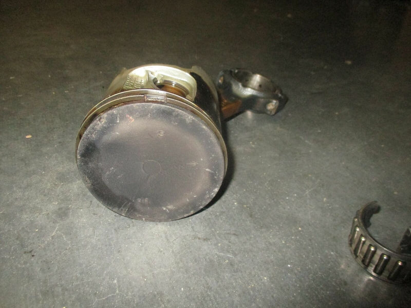 Yamaha 225hp outboard starboard piston and rod