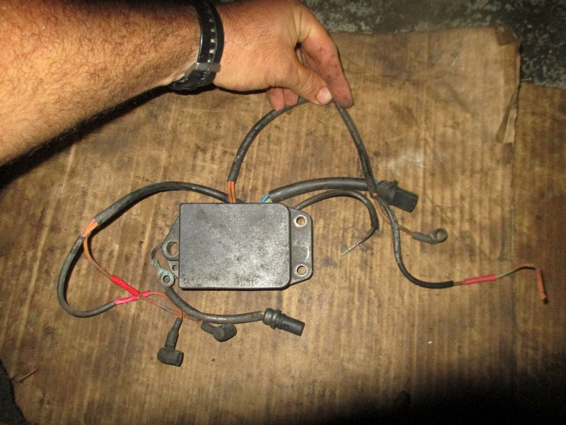 1988 Johnson 88hp special 2-stroke outboard powerpack/cdi 584029