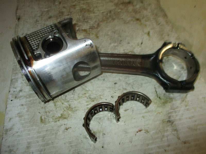 Yamaha OX66 225hp outboard starboard piston and rod (62J-11631-02-86)