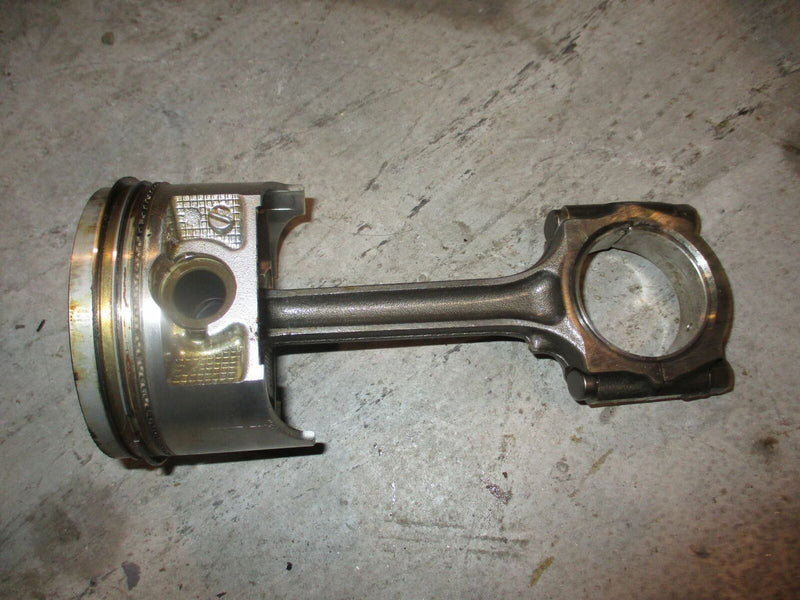 Suzuki DF90 90hp outboard piston and rod (12111-90J01)