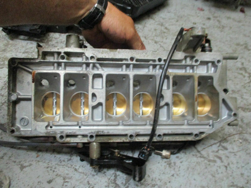 2000 Yamaha outboard 250hp OX66 throttle body with position sensor