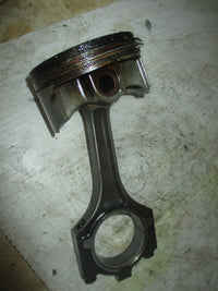 Load image into Gallery viewer, Yamaha 225hp 4 stroke outboard piston and rod (69J-11631-00-8D)
