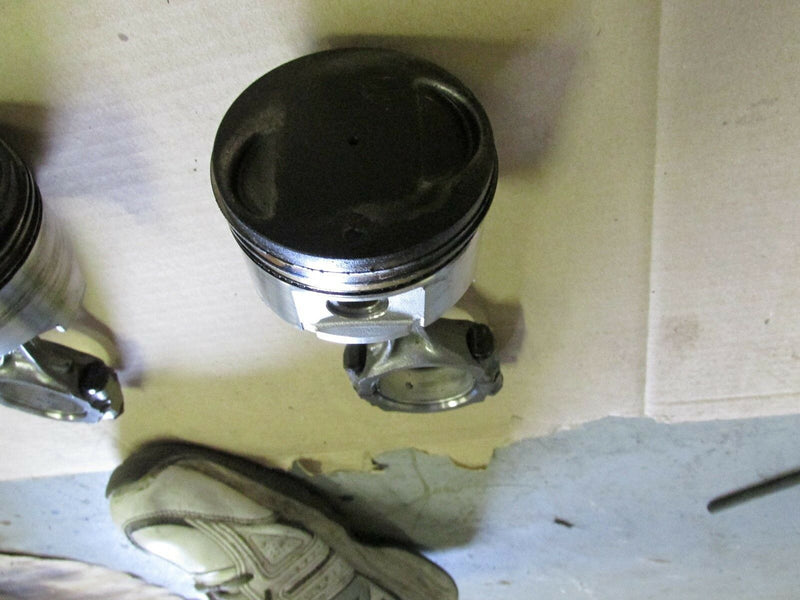 1998 Suzuki Outboard DF 60 70hp four stroke piston connecting rod 12111-99E01