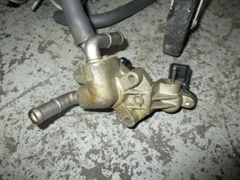 2004 Yamaha 4 stroke F225TURC outboard control unit/pressure sensor 68v-1312A