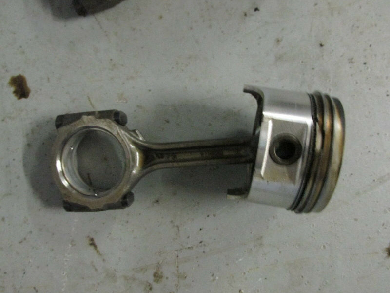 1998 Suzuki outboard DF 60 70 hp piston and rod 12111-99E01, 12160-86002