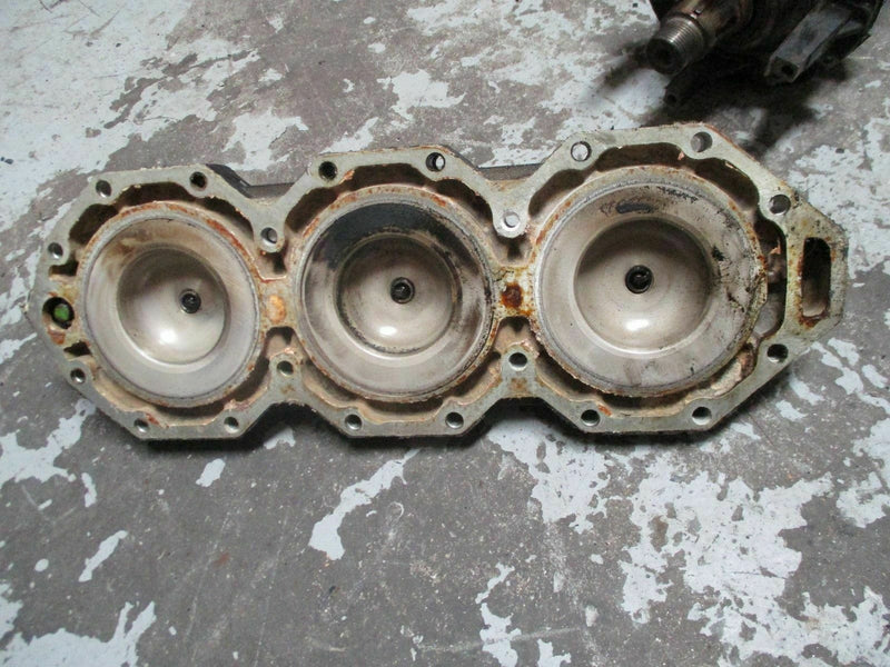 1993 Johnson 225hp Oceanrunner outboard cylinder head 340839