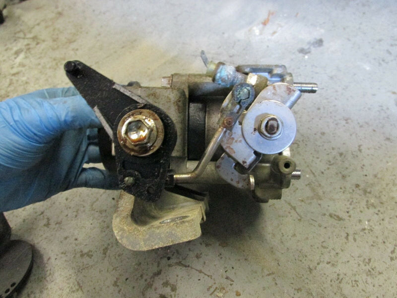 2002 Suzuki outboard DF70 4 stroke 07001F-251935 throttle body w/ CTP 13300-99E0