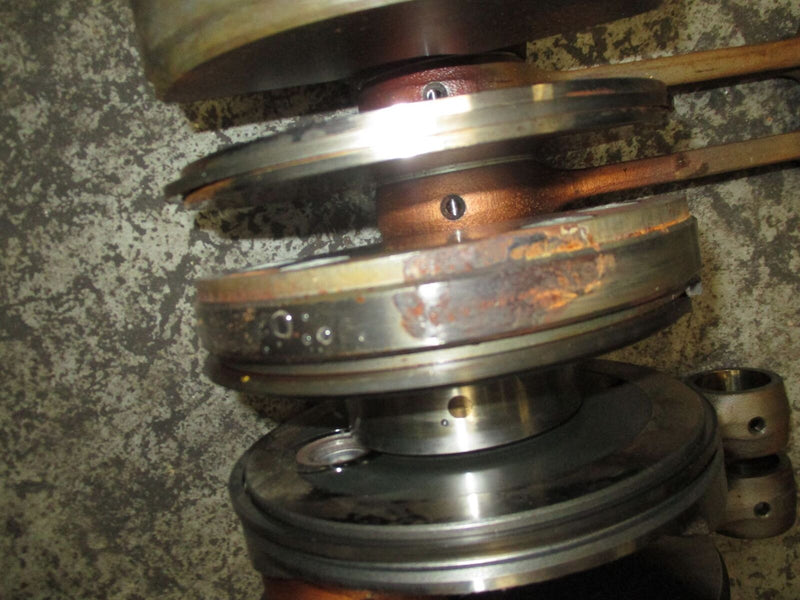 Suzuki DT200 200 hp outboard crankshaft (12200-92E04)