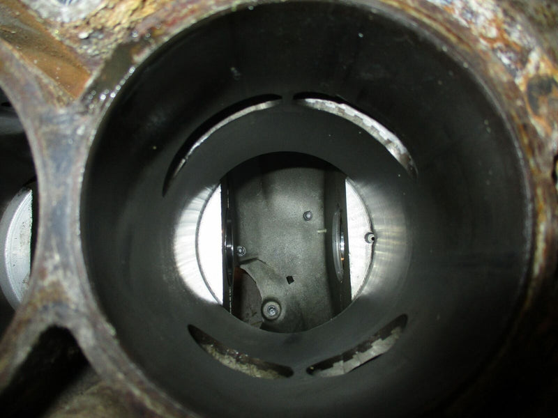 Johnson Seahorse 35hp outboard crankcase block