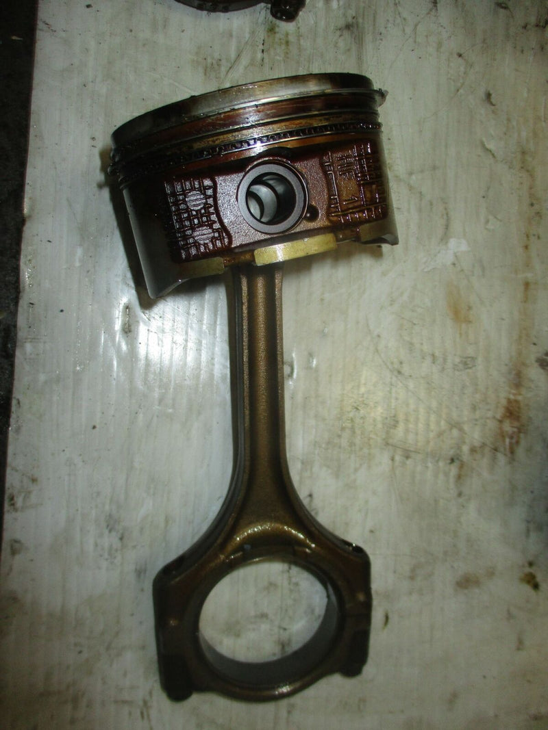Honda BF225 4 stroke outboard piston and rod (13101-ZY3-000)
