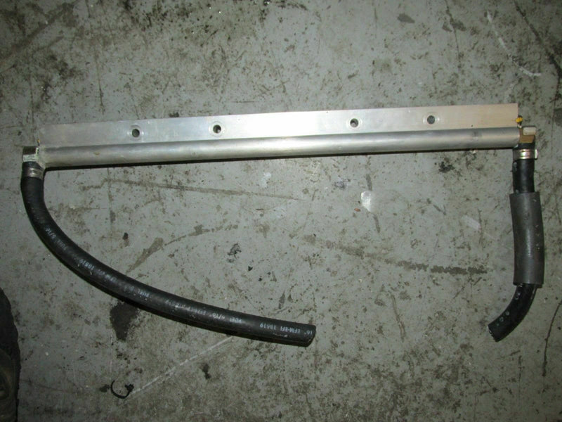 2000 Yamaha L250TXRY OX66 2 stroke 250hp fuel rail 65L-13938-00-00