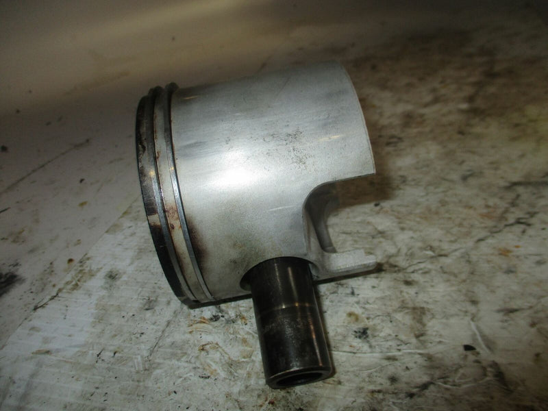Mercury Optimax 225hp outboard starboard piston (843199T03)