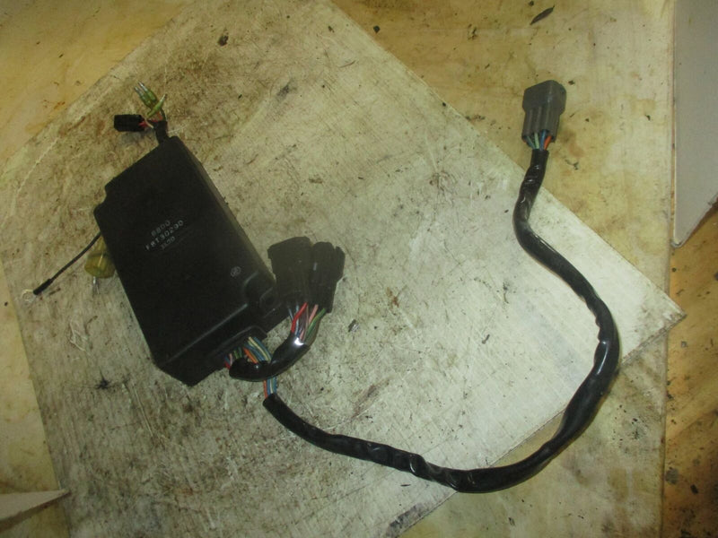 Suzuki DT150 150hp outboard ignition control module (32910-88D00)