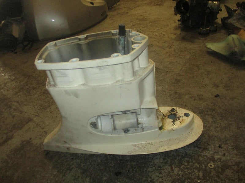 Johnson 115hp 4 stroke outboard lower casing for 25" motor