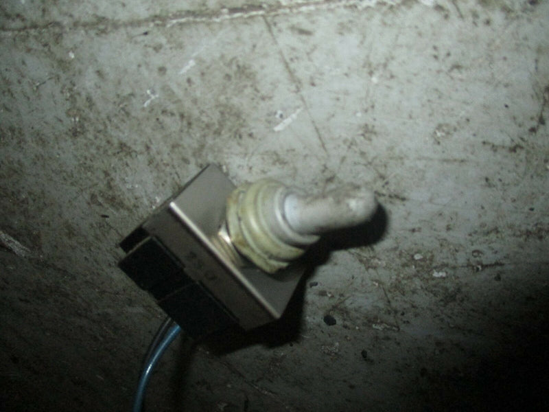 2003 Yamaha 200hp ox66 outboard emergency oil switch