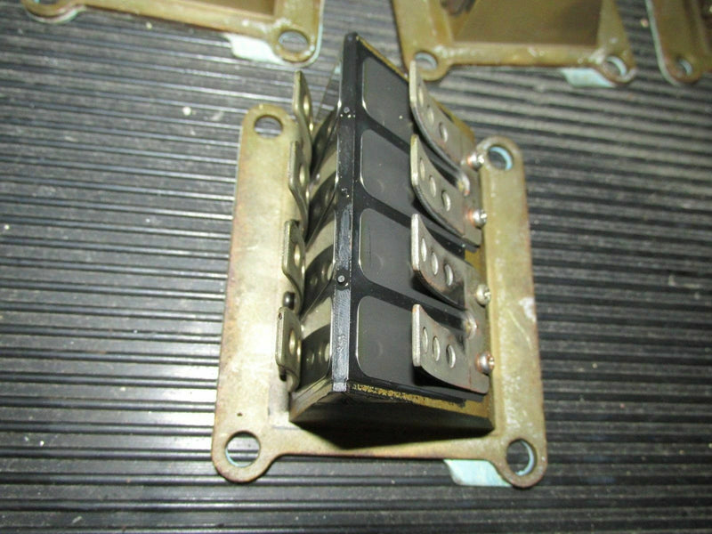 1995 Suzuki outboard DT140 Reed Valve 13150-94502