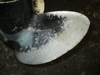 Load image into Gallery viewer, Evinrude 140hp 2-stroke outboard alluminum propeller 15 1/2 x 15
