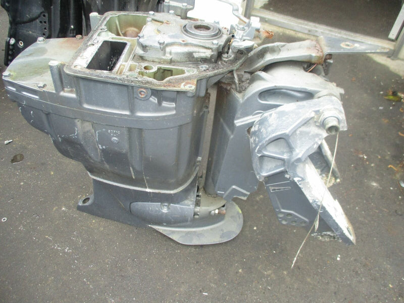 Yamaha 100hp 4 stroke outboard 20" shaft midsection
