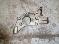Load image into Gallery viewer, 1976 Evinrude 35hp outboard 356026 Starboard bracket 320011
