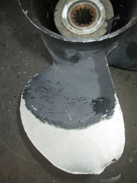 Load image into Gallery viewer, SOLAS outboard alluminum propeller 13 1/4 by 17 (OD-1111)
