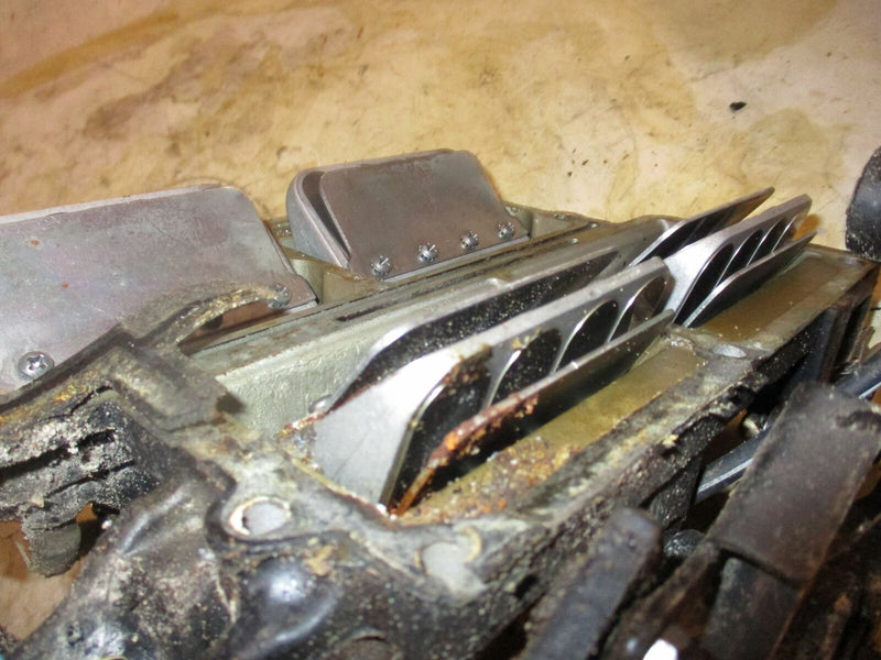 Evinrude SPL 115hp outboard intake manifold with reeds