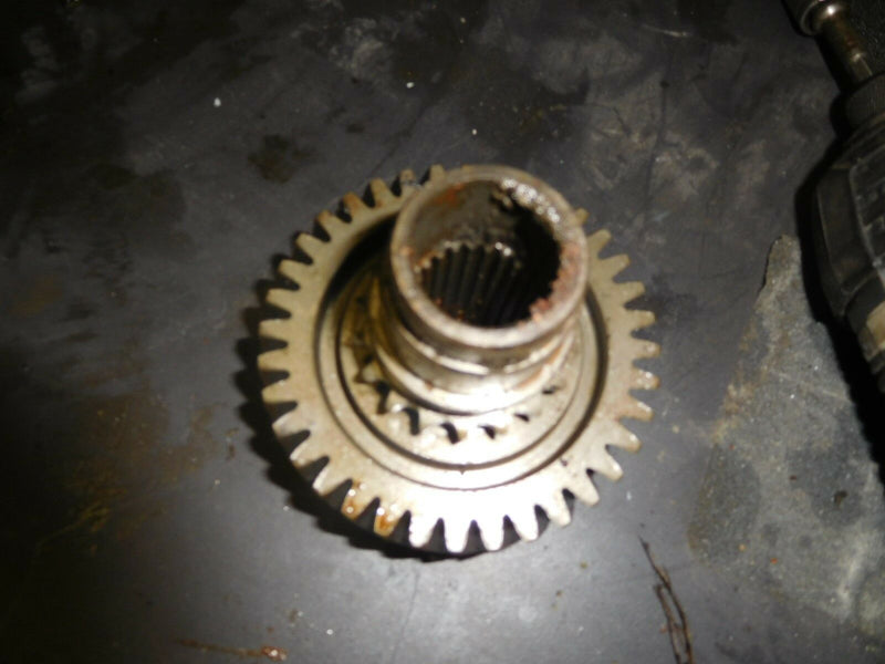 2001 Suzuki outboard DF115 11501F-152143 Driven Gear 12732-90j00