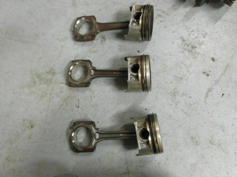2001 Suzuki Outboard DF115 151852 piston and rod 12111-90J01