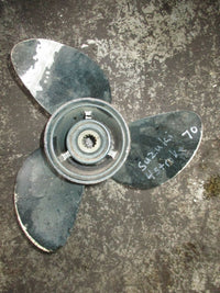 Load image into Gallery viewer, Suzuki outboard alluminum BS propeller PIL 13 1/2 by 15
