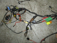 Load image into Gallery viewer, 2002 Yamaha Outboard 200hp 4-stroke outboard engine wiring harness 69j-8259N-00
