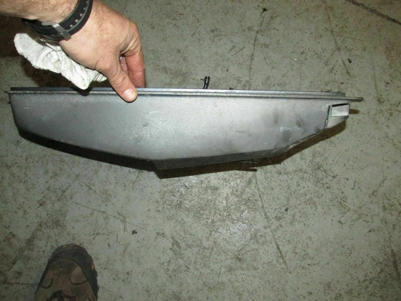 1989 Yamaha outboard 25hp 2-stroke 25LF Bottom Cowling
