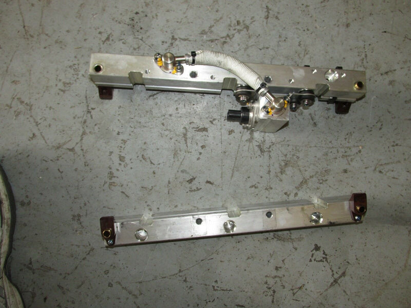 Yamaha Outboard 200 hp Vmax Hpdi fuel rail set 60V-13161-00-00 & 13171