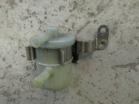 Load image into Gallery viewer, 2003 Johnson outboard 90hp 4-stroke fuel filter 5032323
